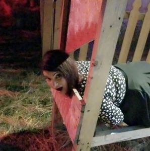 Meet your Posher, Maria